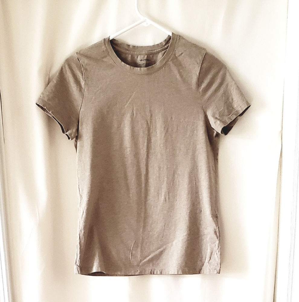 Banana Republic Tan top - Picture 1 of 3